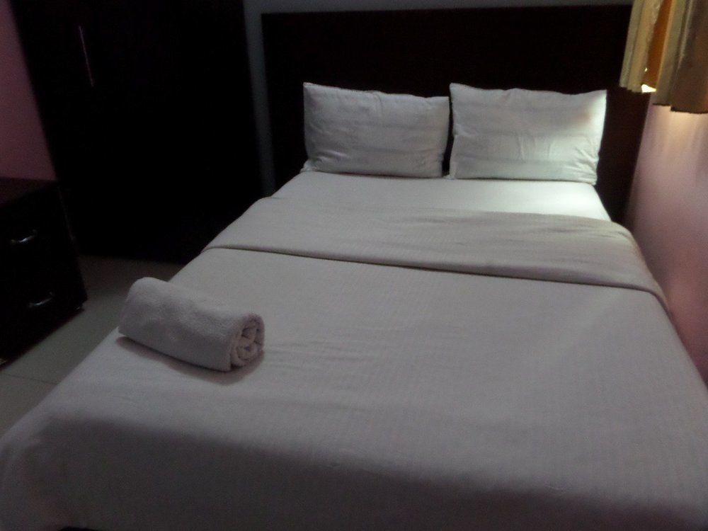 Flamingo Hotel Festac Town Ngoại thất bức ảnh