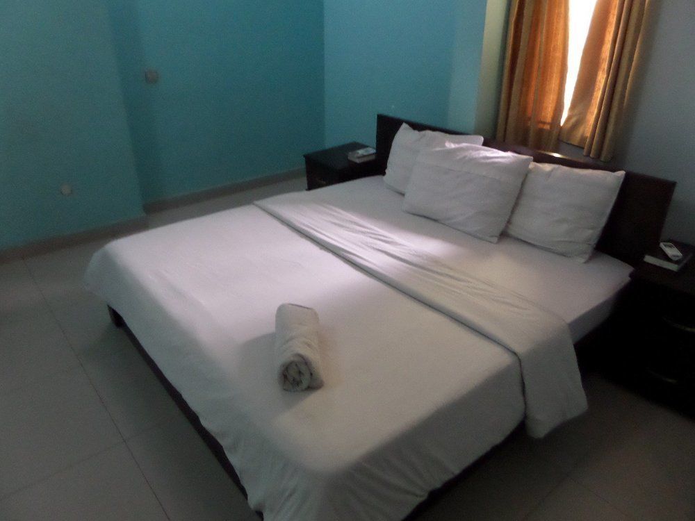 Flamingo Hotel Festac Town Ngoại thất bức ảnh