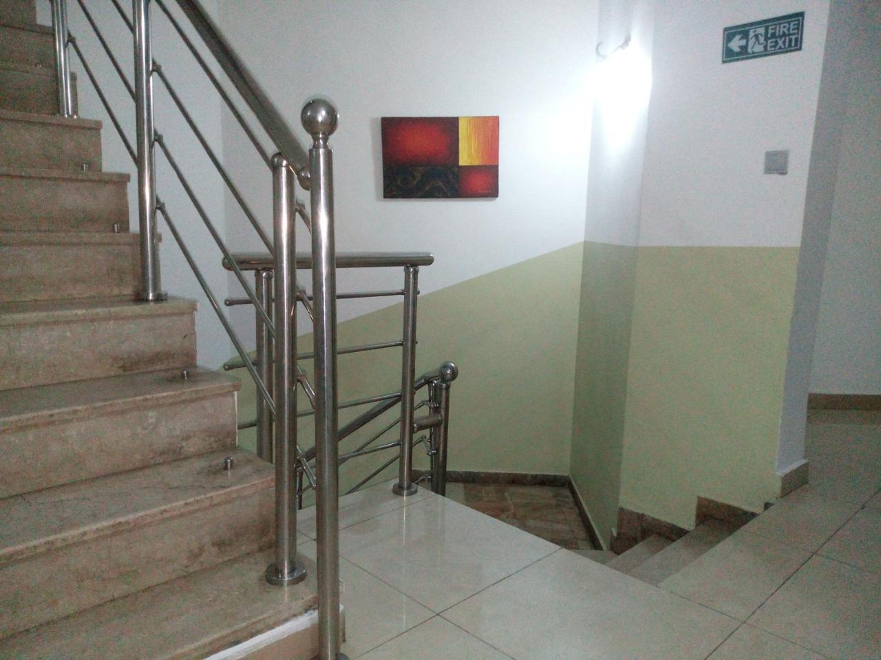 Flamingo Hotel Festac Town Ngoại thất bức ảnh